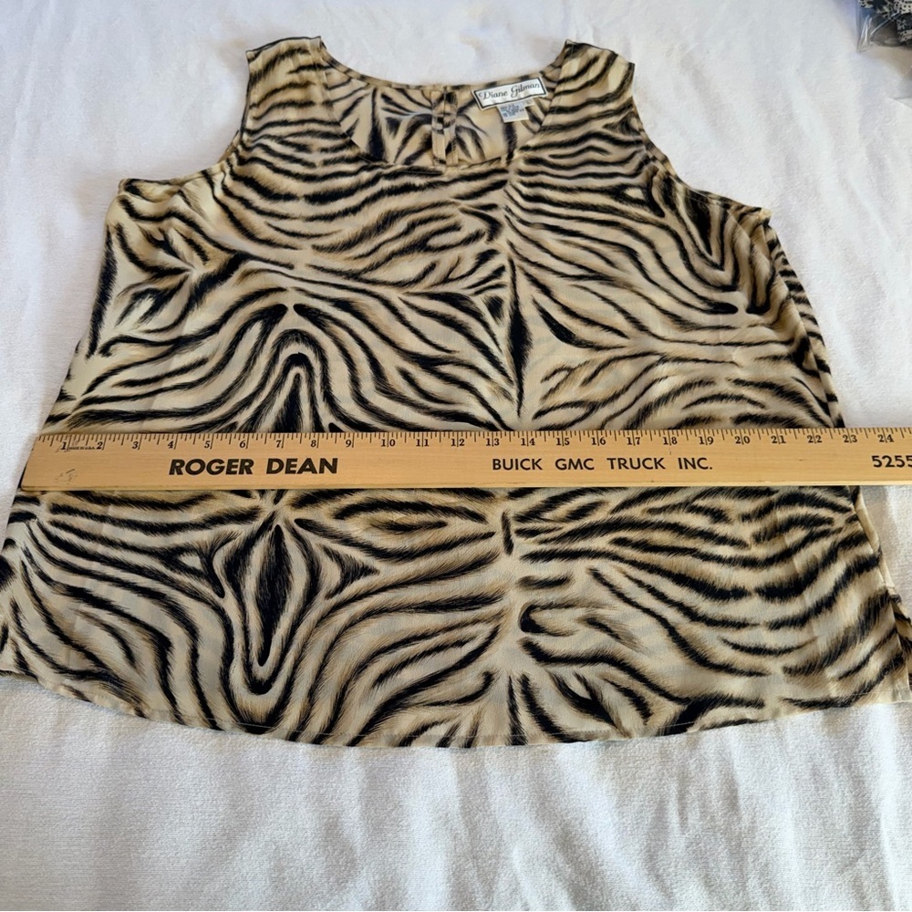Diane Gilman 100% Silk Bold Zebra Print Tank L Quiet Luxury, Elevated Casual - Picture 8 of 9